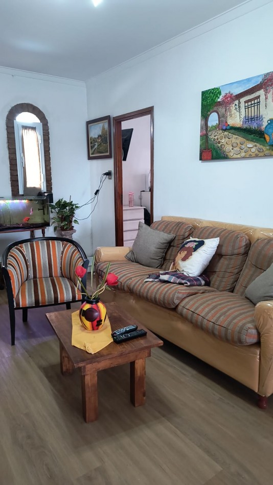 DEPARTAMENTO  TRES AMBIENTES  Y MEDIO CON PATIO/QUINCHO