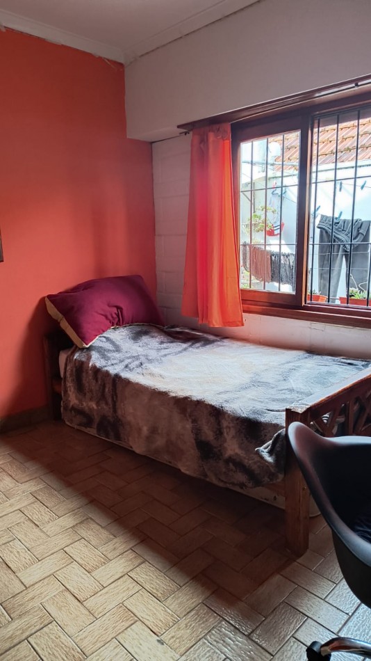 DEPARTAMENTO  TRES AMBIENTES  Y MEDIO CON PATIO/QUINCHO