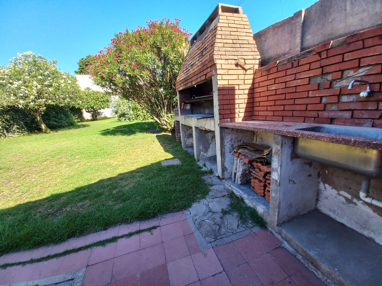 Chalet cuatro ambientes / Colinas de Peralta Ramos / Alquiler por 21 meses