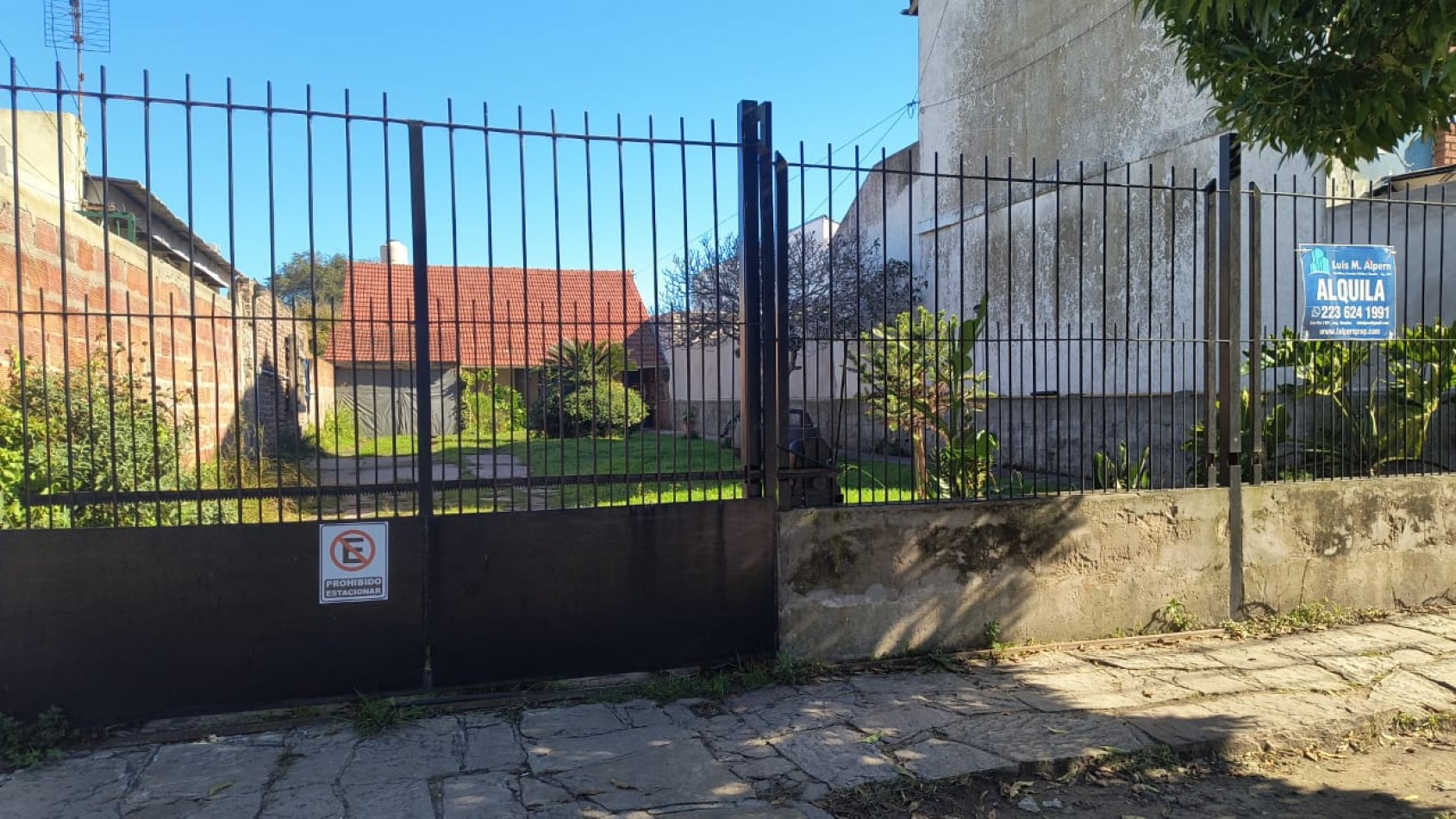 CASA SOBRE LOTE PROPIO / BARRIO LAS AVENIDAS