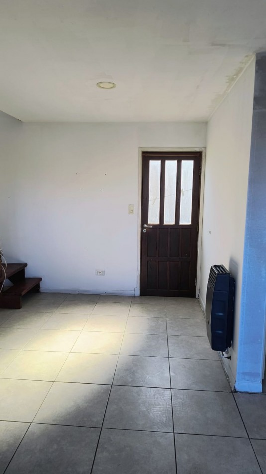 DUPLEX DE TRES AMBIENTES CON DISEÑO MODERNO / BARRIO CERRITO