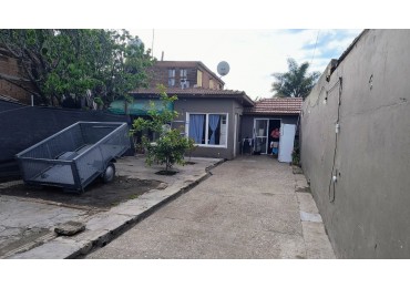 CASA EN VENTA / BARRIO SANTA CELINA