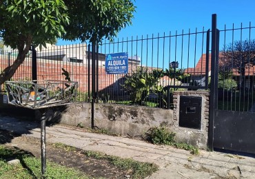 CASA SOBRE LOTE PROPIO / BARRIO LAS AVENIDAS